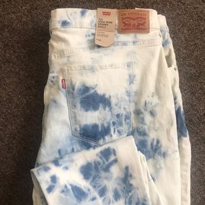 Brand new Levi jeans